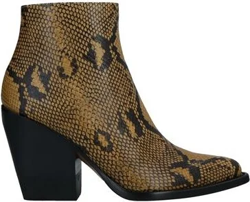 Chloé Woman Ankle boots