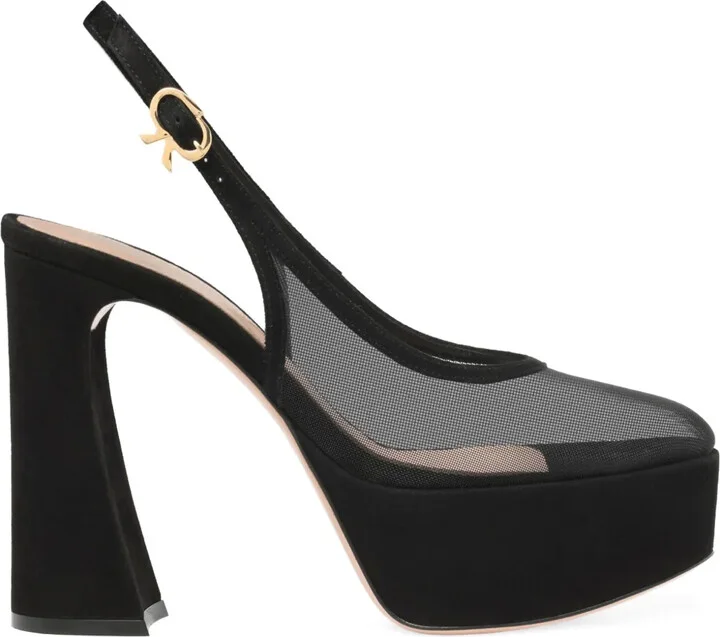 Chopine pumps