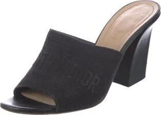 Christian Dior - Image 2