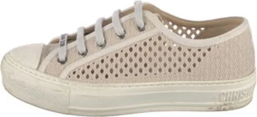 Neutrals