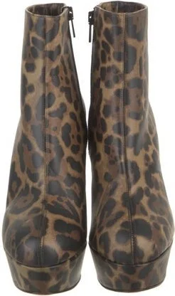 Christian Louboutin - Image 2