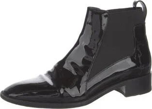 Christian Louboutin - Image 2