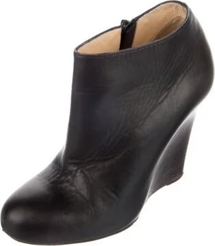 Christian Louboutin - Image 2