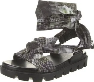 Christian Louboutin - Image 2