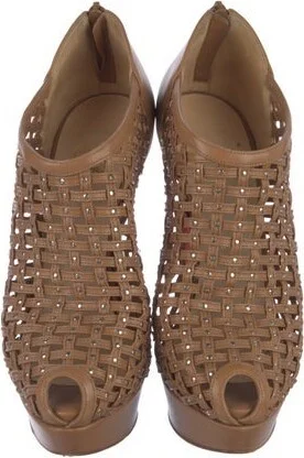 Christian Louboutin - Image 2