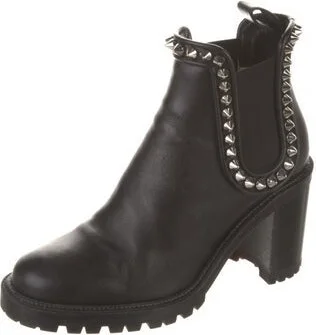 Christian Louboutin - Image 2
