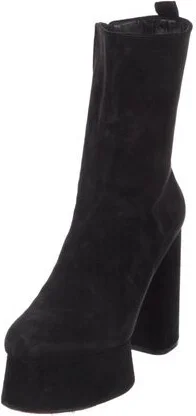 Christian Louboutin - Image 2