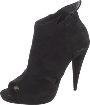 Christian Louboutin - Image 2