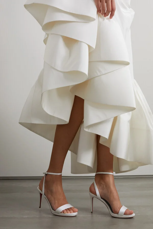 Christian Louboutin - Loubi Queen 100 Satin Sandals - White - Image 2