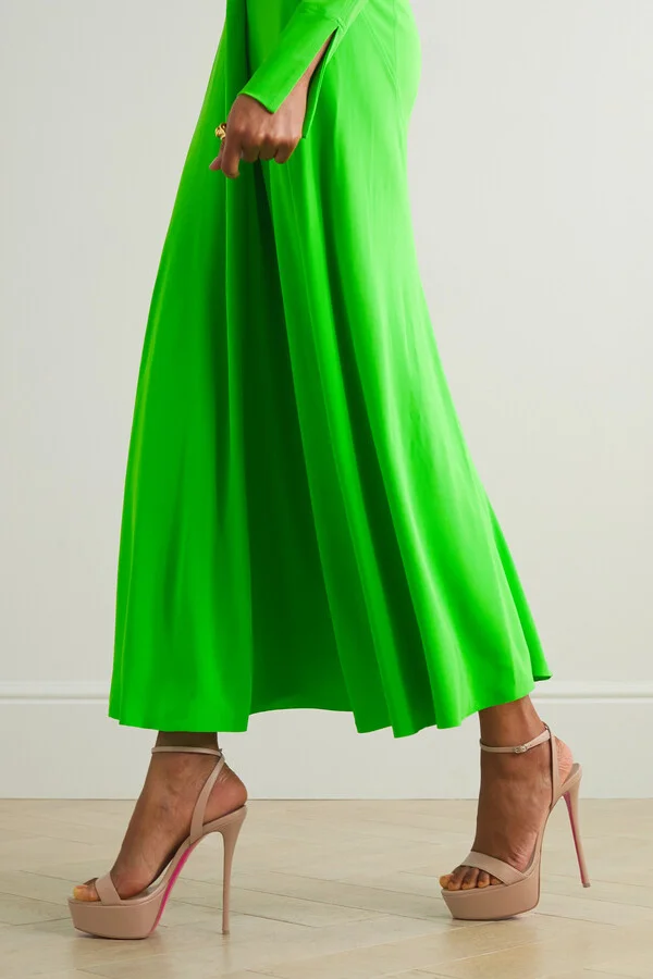 Christian Louboutin - Loubi Queen Alta 150 Leather Platform Pumps - Neutrals - Image 2