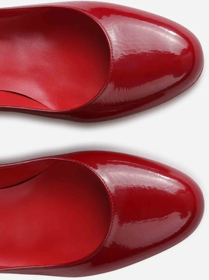 Christian Louboutin Miss Jane Patent Leather High Heel Shoes - Image 5