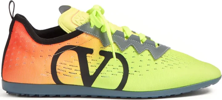 Chromathon sneakers