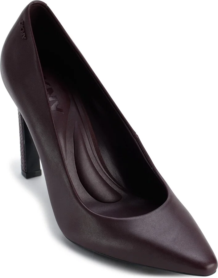 Chrystie Pointed Toe Pump