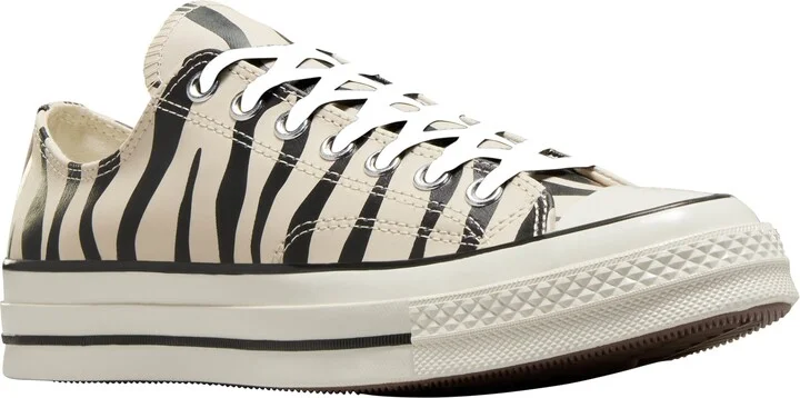 Chuck 70 Glow in the Dark Oxford Sneaker