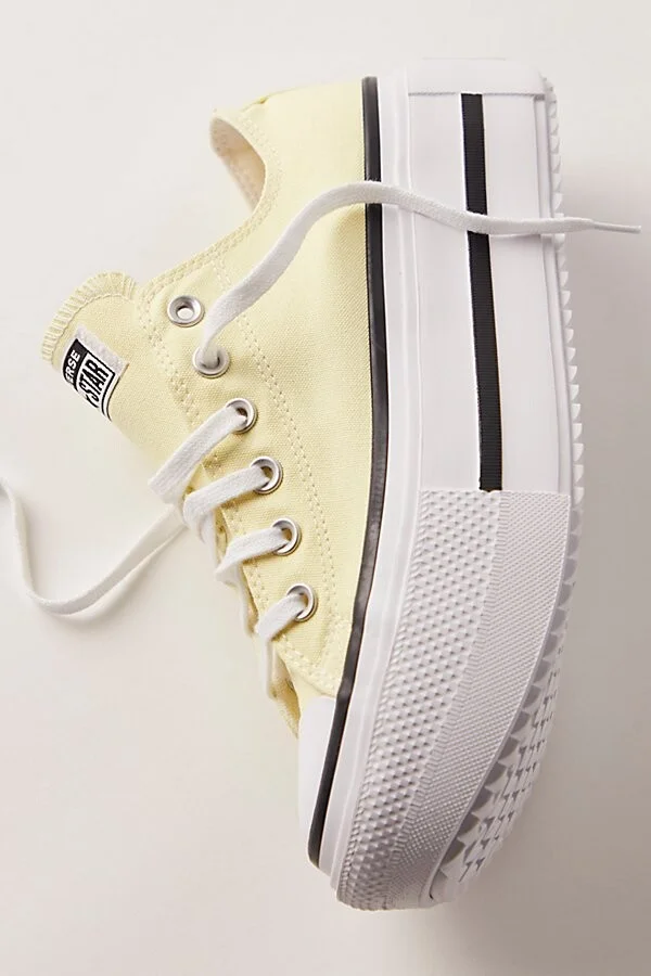 Chuck Taylor All Star Lift Double Stack Sneakers