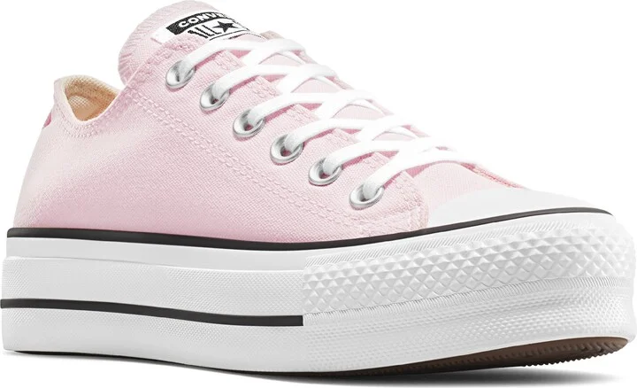 Chuck Taylor All Star Lift Low Top Platform Sneaker