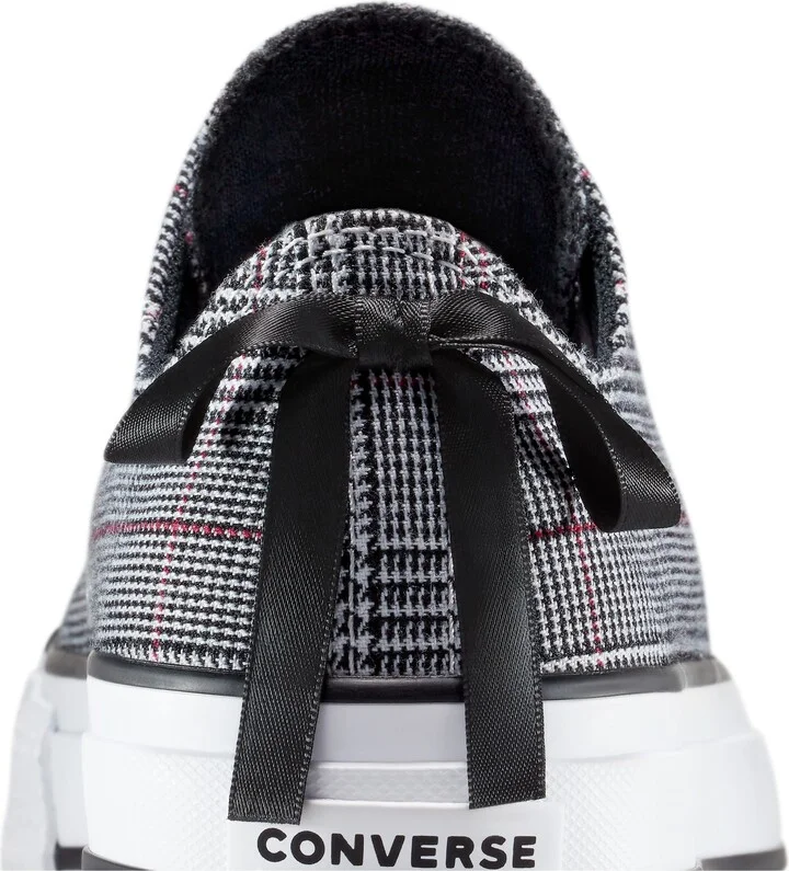 Chuck Taylor All Star Lift Plaid Low Top Platform Sneaker - Image 5