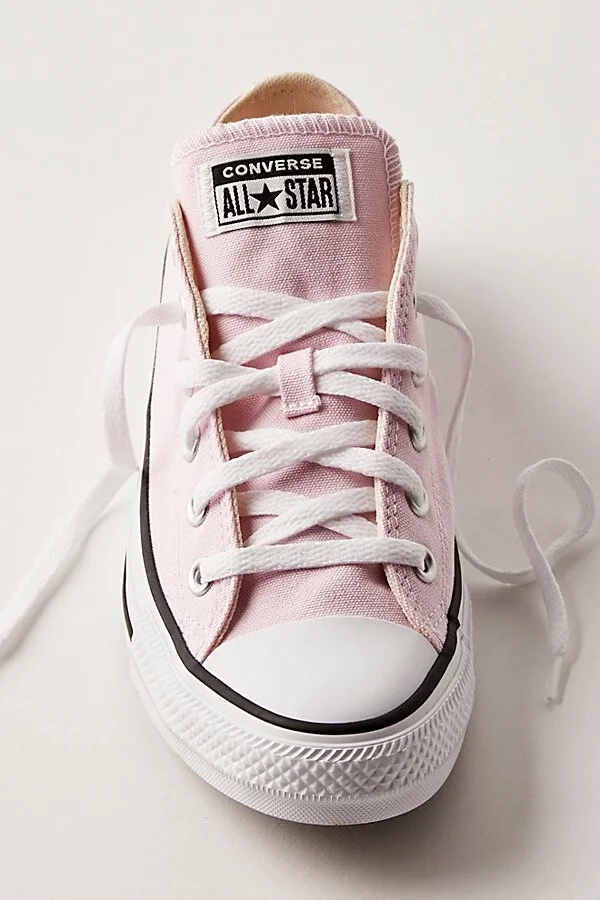 Chuck Taylor All Star Low-Top Converse Sneakers