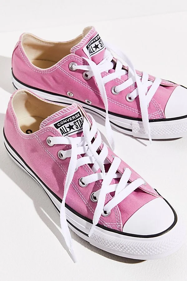 Chuck Taylor All Star Low-Top Converse Sneakers