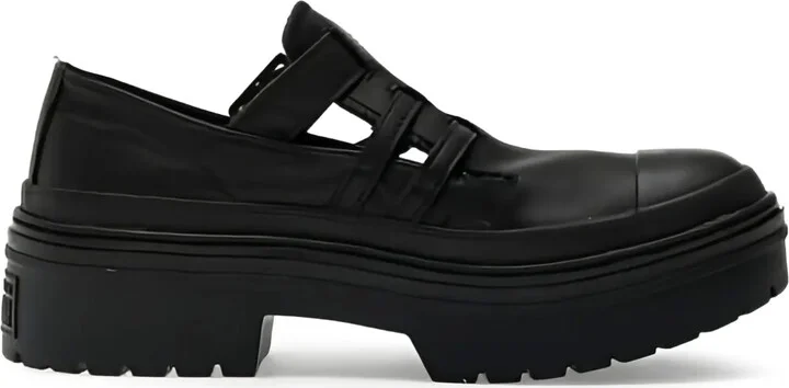 Chuck Taylor loafers
