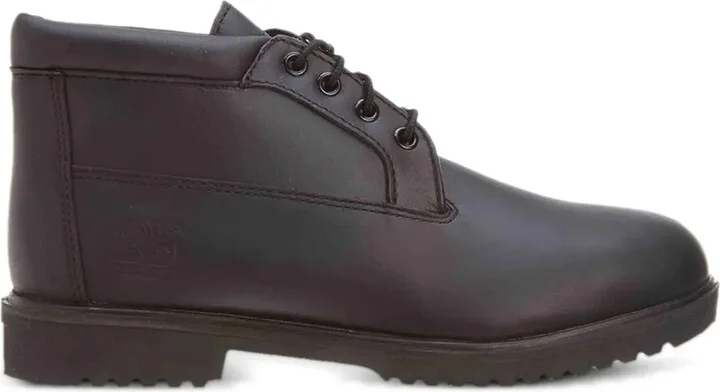 Chukka boots