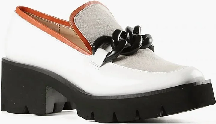 Chunk Links Lady Lugg Loafer In Grey White