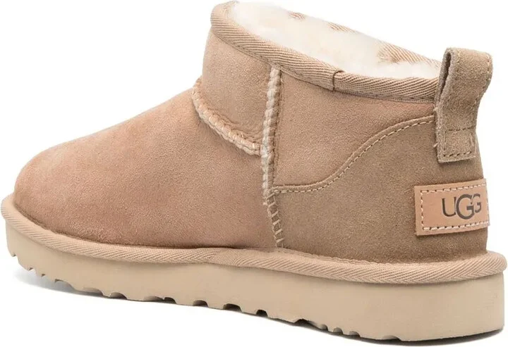 Chunky Slip-On Boots - Image 3