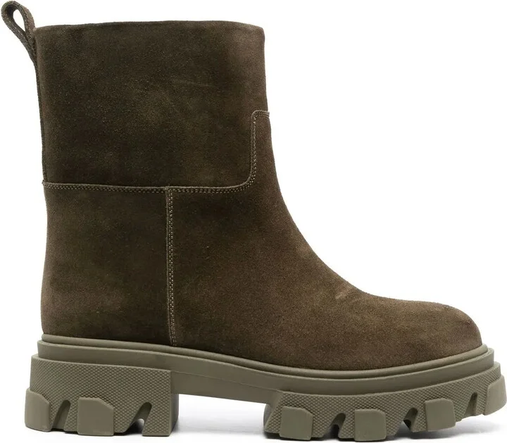 Chunky-Sole Cal-Suede Boots