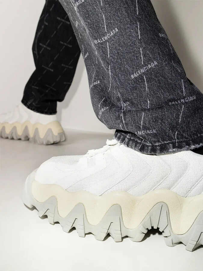 Chunky Sole Low-Top Sneakers - Image 3