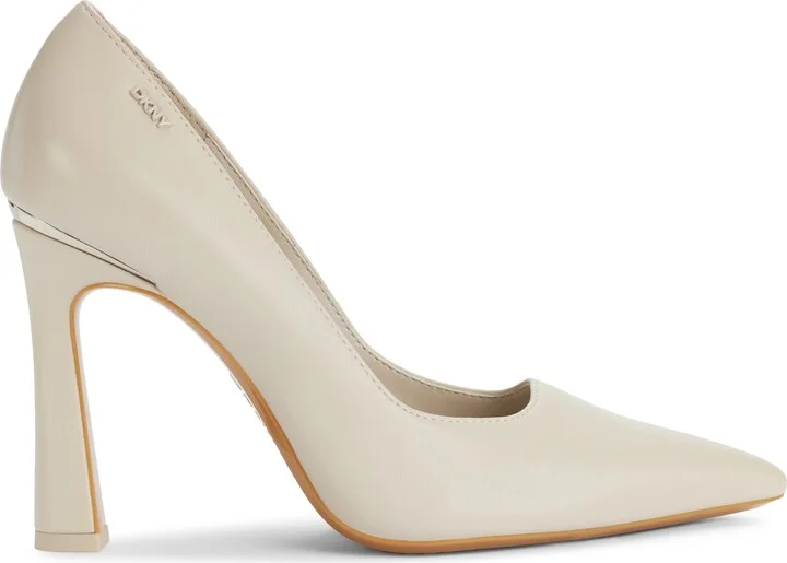 Cintha Pointed Toe Pump - Image 7