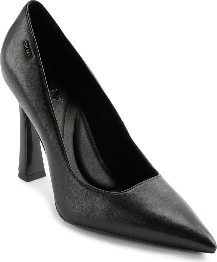 Cintha Pointed Toe Pump