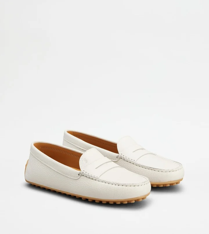 City Gommino Driving Shoes in Leather - Image 2