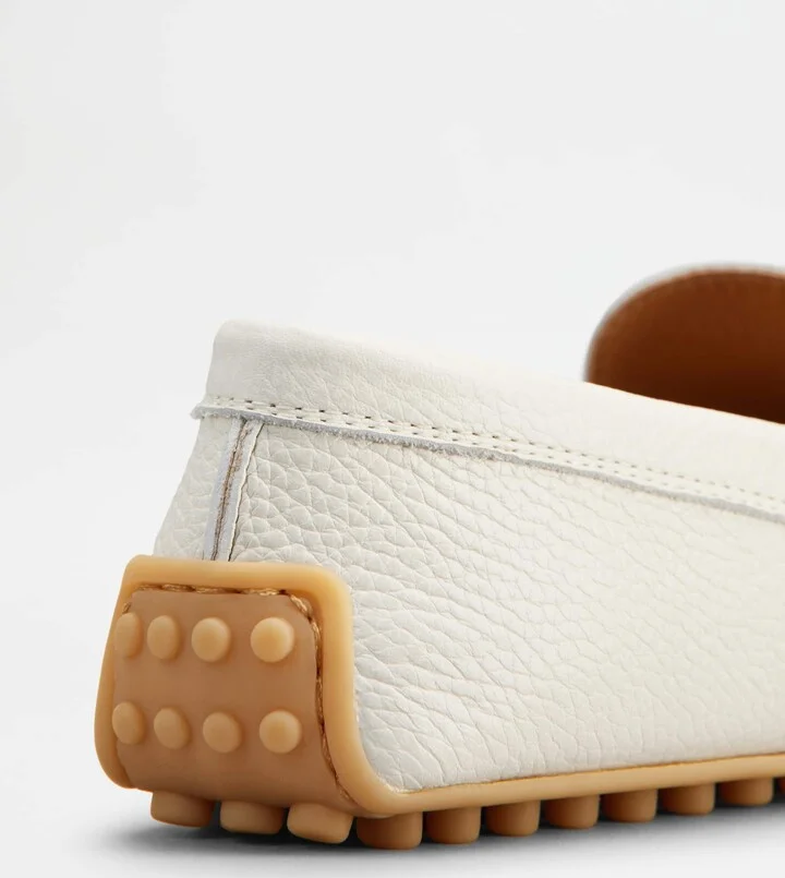 City Gommino Driving Shoes in Leather - Image 5