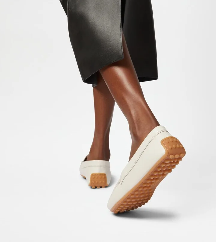 City Gommino Driving Shoes in Leather - Image 7