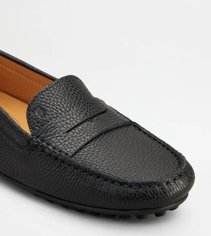 City Gommino Driving Shoes in Leather - Image 6