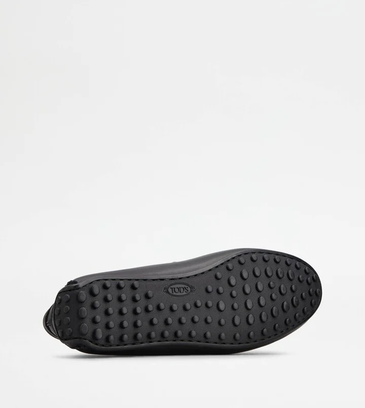 City Gommino Driving Shoes in Leather - Image 4