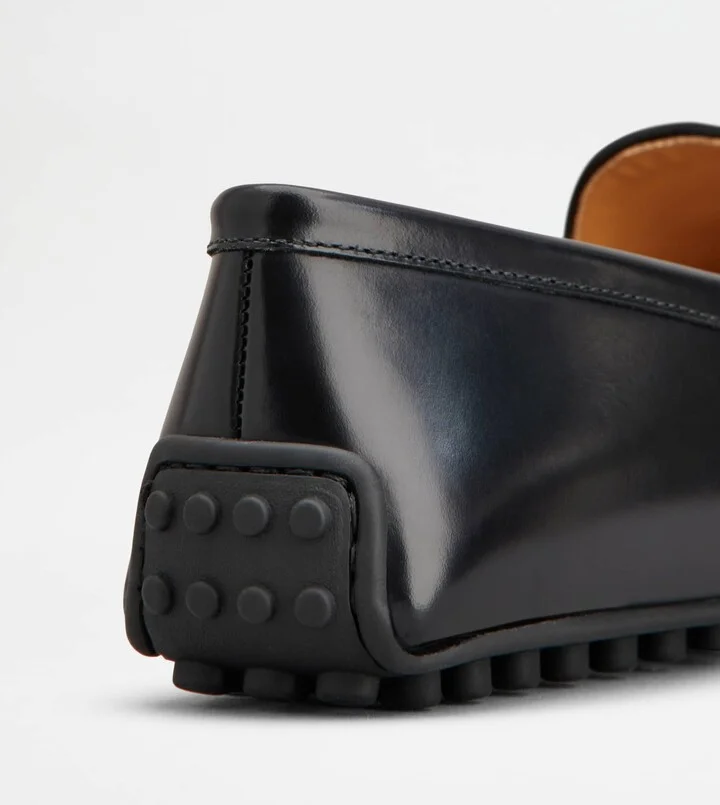 City Gommino Driving Shoes in Leather - Image 6