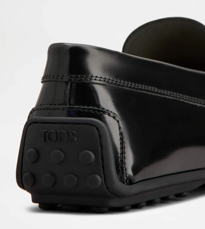 City Gommino Driving Shoes in Leather - Image 6