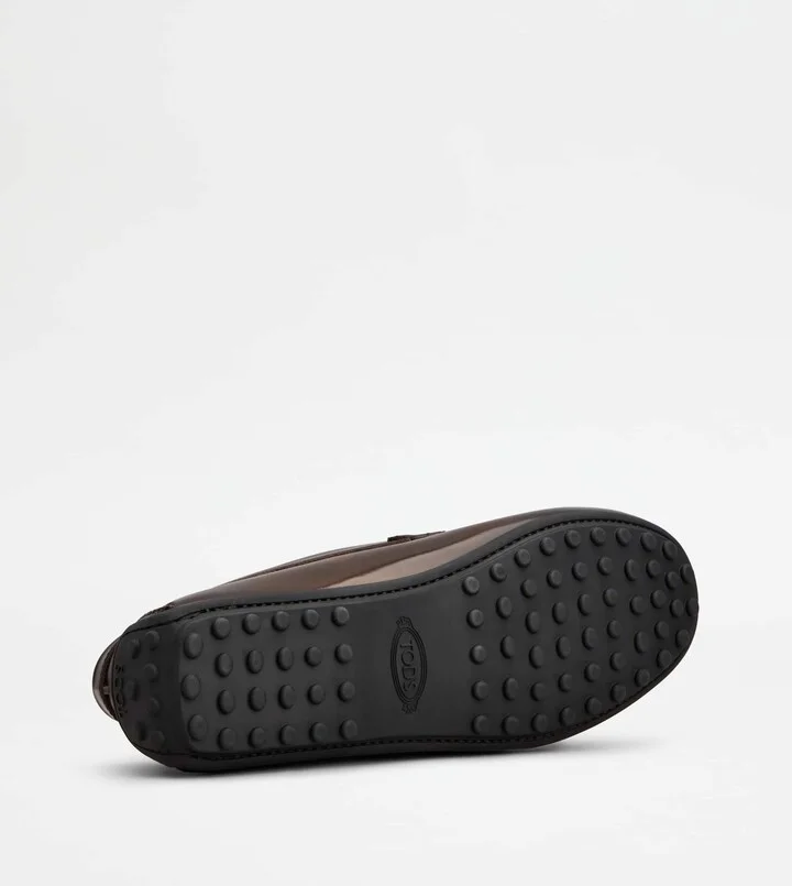 City Gommino Driving Shoes in Leather - Image 4
