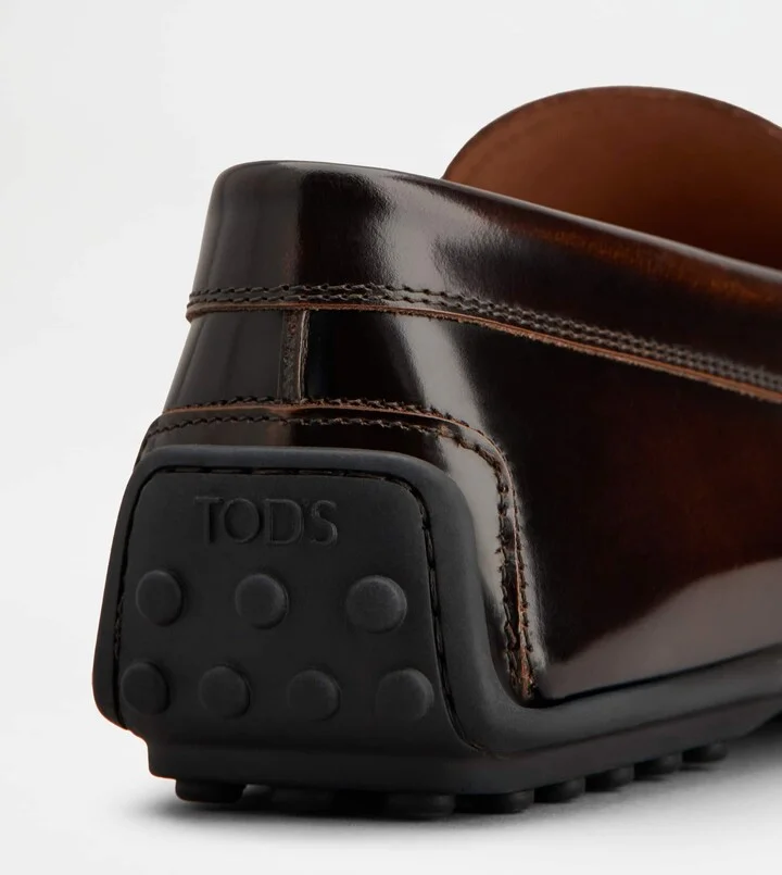 City Gommino Driving Shoes in Leather - Image 6