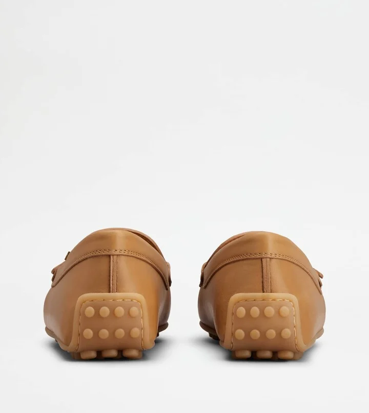 City Gommino Driving Shoes in Leather - Image 3
