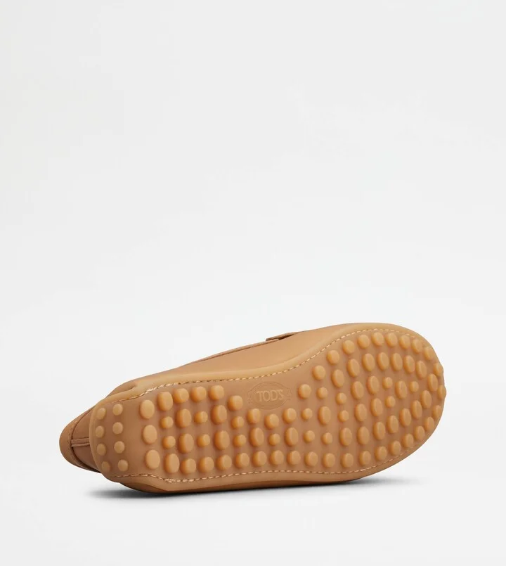 City Gommino Driving Shoes in Leather - Image 4