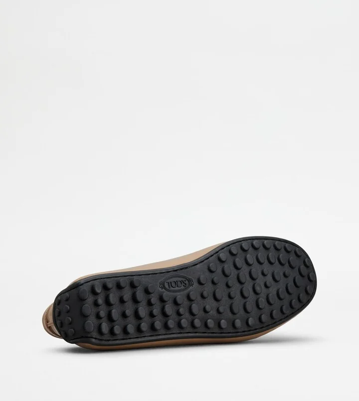 City Gommino Driving Shoes in Patent Leather - Image 4