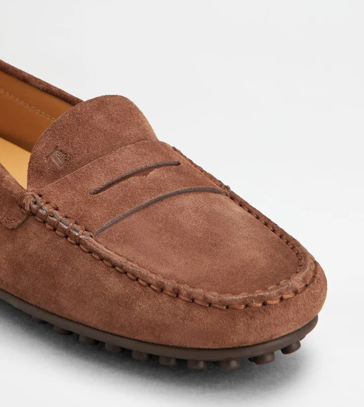 City Gommino Driving Shoes in Suede - Image 6