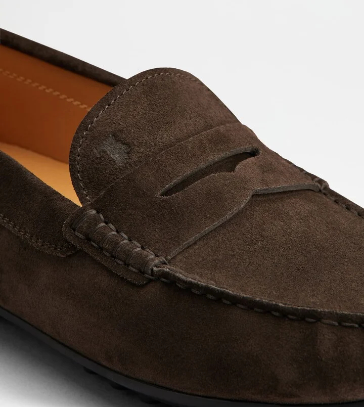 City Gommino Driving Shoes in Suede - Image 6