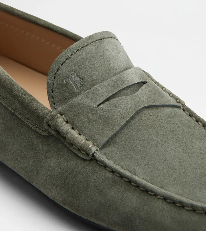 City Gommino Driving Shoes in Suede - Image 6
