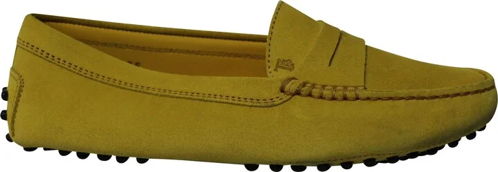 City Gommino Driving Shoes in Yellow Suede