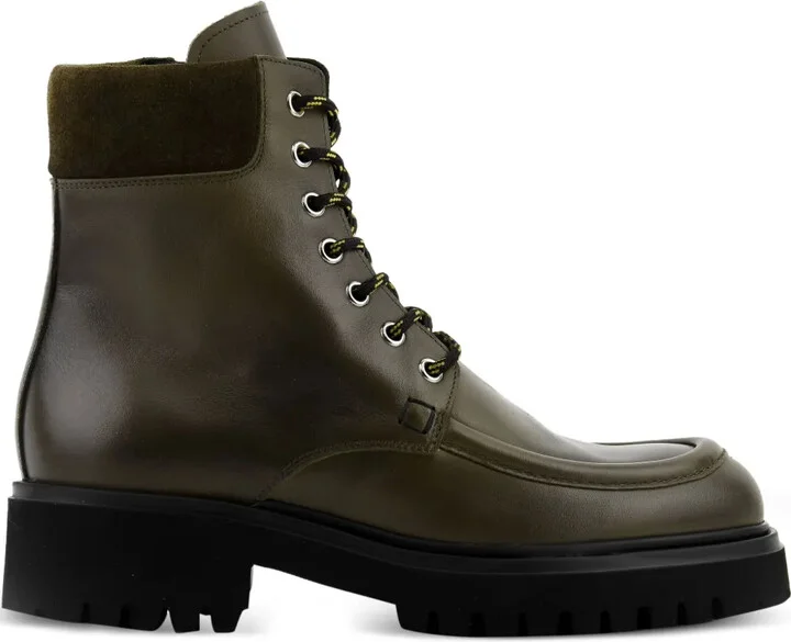 City lace-up leather boots