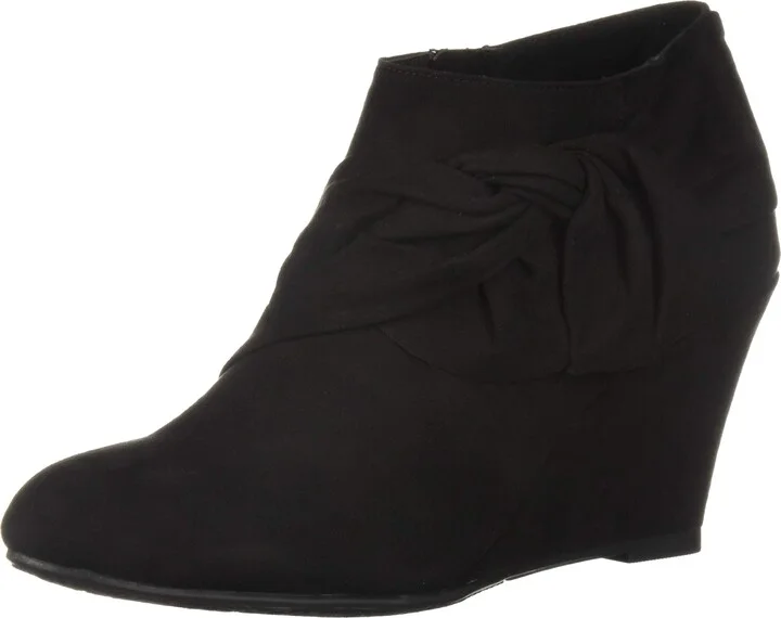 CL by Chinese Laundry Women's Viveca Ankle Boot