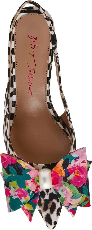 Claira Pointed Toe Slingback Pump - Image 4
